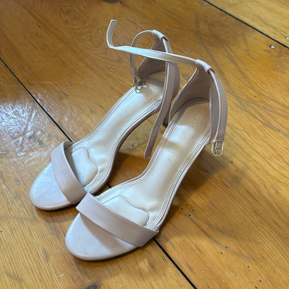 Simple heels beige